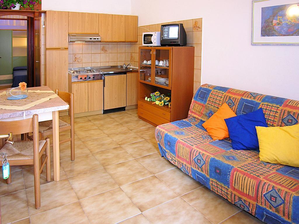 Appartamenti Bristol Бибионе Экстерьер фото